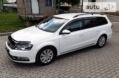 Універсал Volkswagen Passat 2011 в 