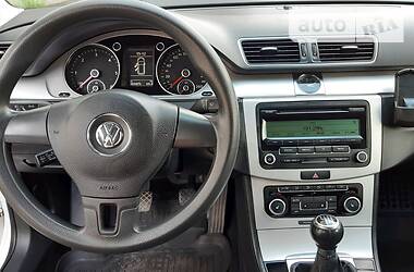 Універсал Volkswagen Passat 2011 в 