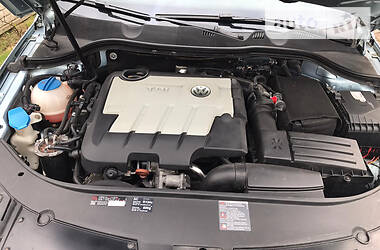 Універсал Volkswagen Passat 2008 в 