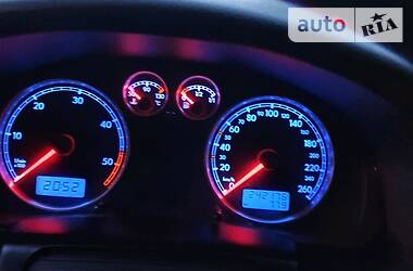 Універсал Volkswagen Passat 2001 в 