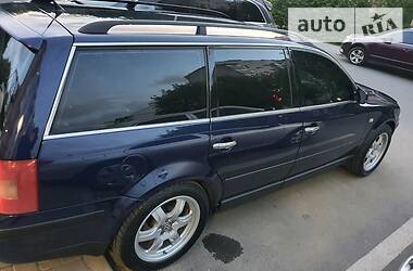 Універсал Volkswagen Passat 2001 в 