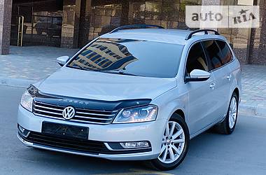 Универсал Volkswagen Passat 2013 в Одессе