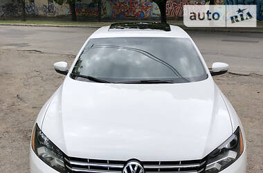 Седан Volkswagen Passat 2013 в Николаеве