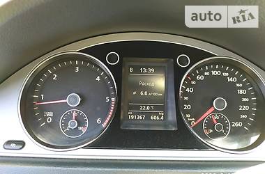 Універсал Volkswagen Passat 2011 в 