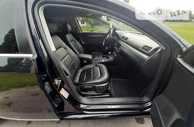 Універсал Volkswagen Passat 2012 в 