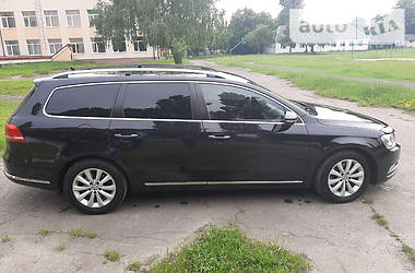 Універсал Volkswagen Passat 2012 в 