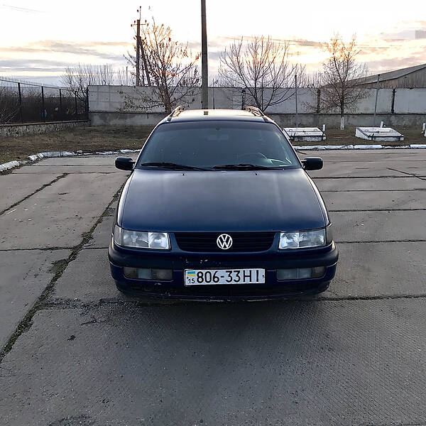 Универсал Volkswagen Passat 1994 в Первомайске