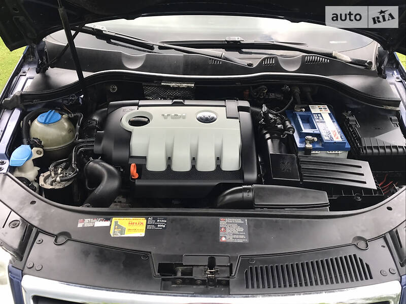 Універсал Volkswagen Passat 2008 в Коломиї