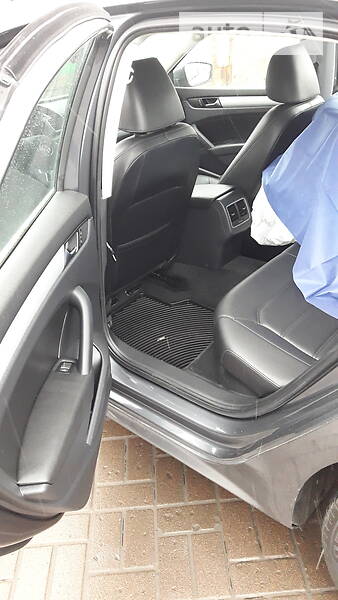 Седан Volkswagen Passat 2012 в Києві фото 9 Седан Volkswagen Passat 2012 в Києві