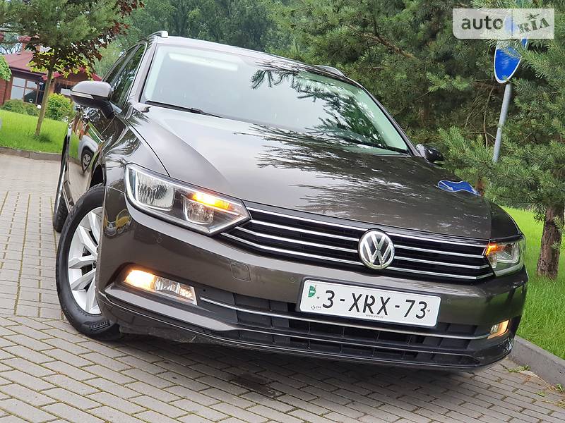 Універсал Volkswagen Passat 2015 в Дрогобичі