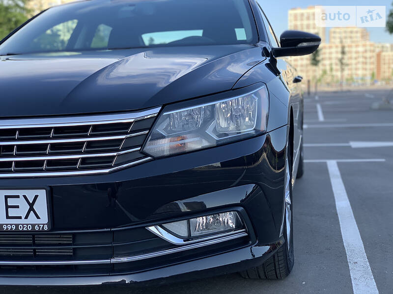 Седан Volkswagen Passat 2017 в Києві