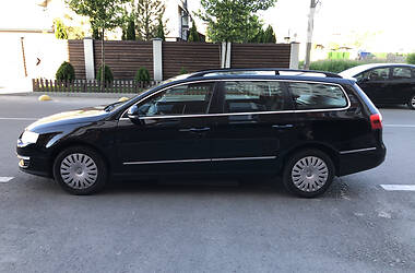 Універсал Volkswagen Passat 2009 в 