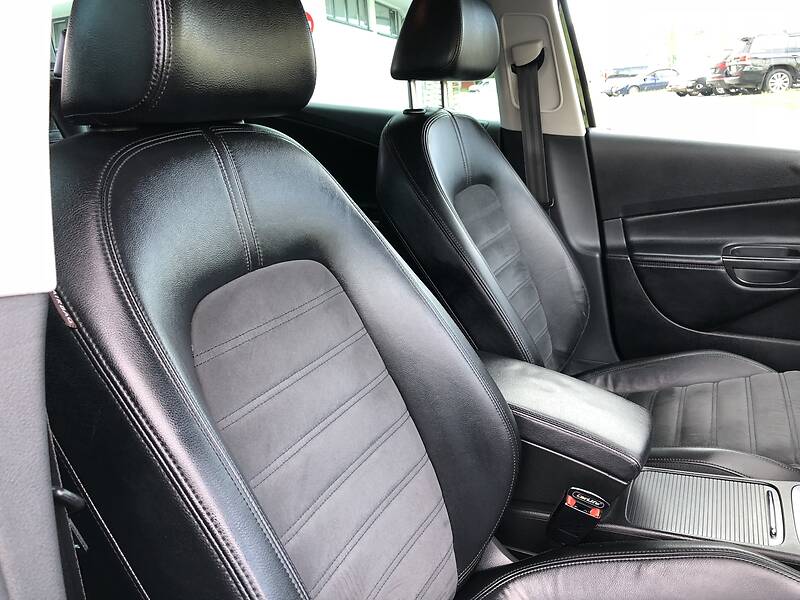 Універсал Volkswagen Passat 2010 в Львові фото 104 Універсал Volkswagen Passat 2010 в Львові