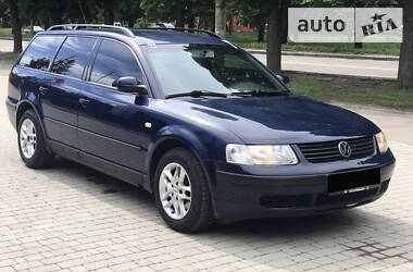 Хетчбек Volkswagen Passat 1999 в 