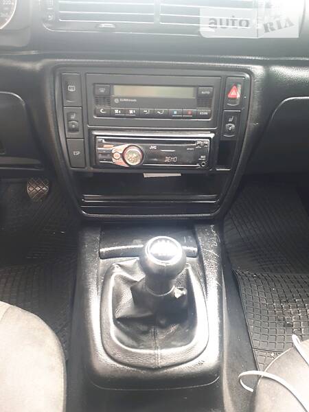 Універсал Volkswagen Passat 2001 в Рівному фото 21 Універсал Volkswagen Passat 2001 в Рівному
