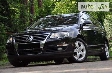 Універсал Volkswagen Passat 2008 в Дрогобичі