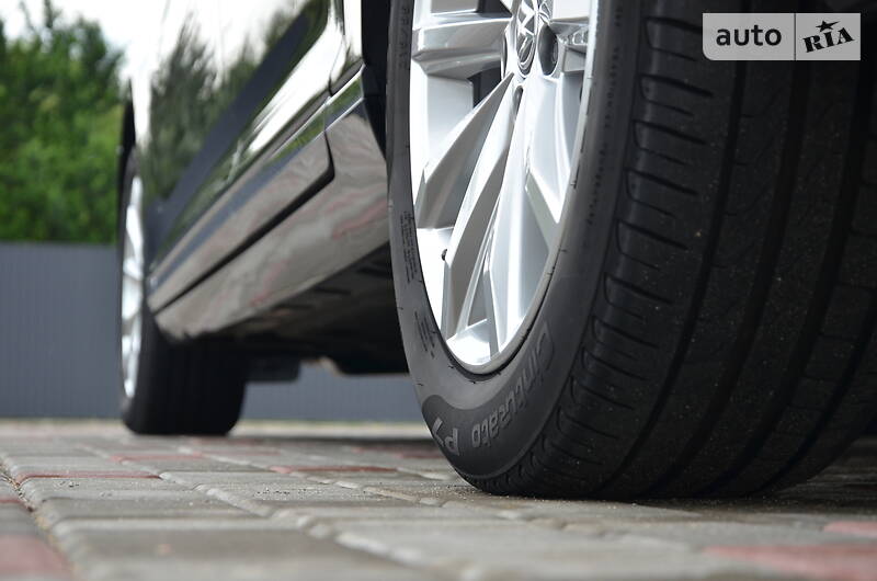 Універсал Volkswagen Passat 2015 в Луцьку