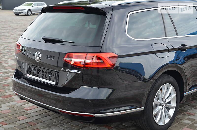 Універсал Volkswagen Passat 2015 в Луцьку