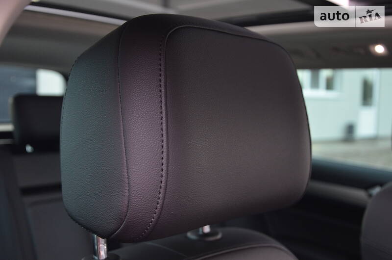 Універсал Volkswagen Passat 2015 в Луцьку