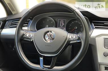 Универсал Volkswagen Passat 2015 в Тернополе