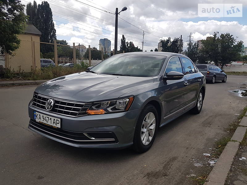 Седан Volkswagen Passat 2016 в Києві