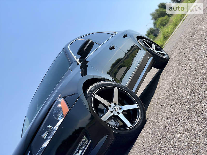 Седан Volkswagen Passat 2014 в Львові