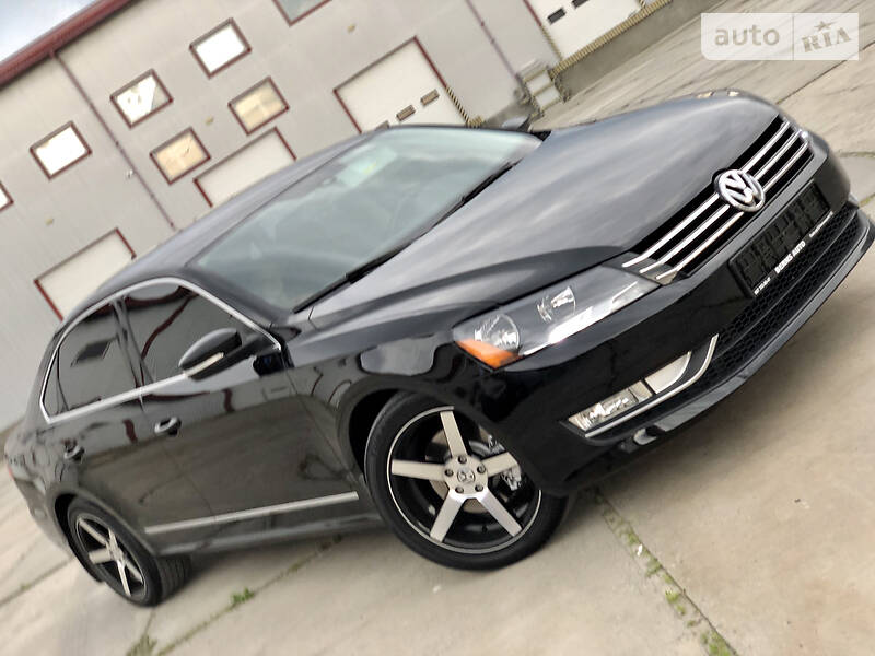 Седан Volkswagen Passat 2014 в Львові
