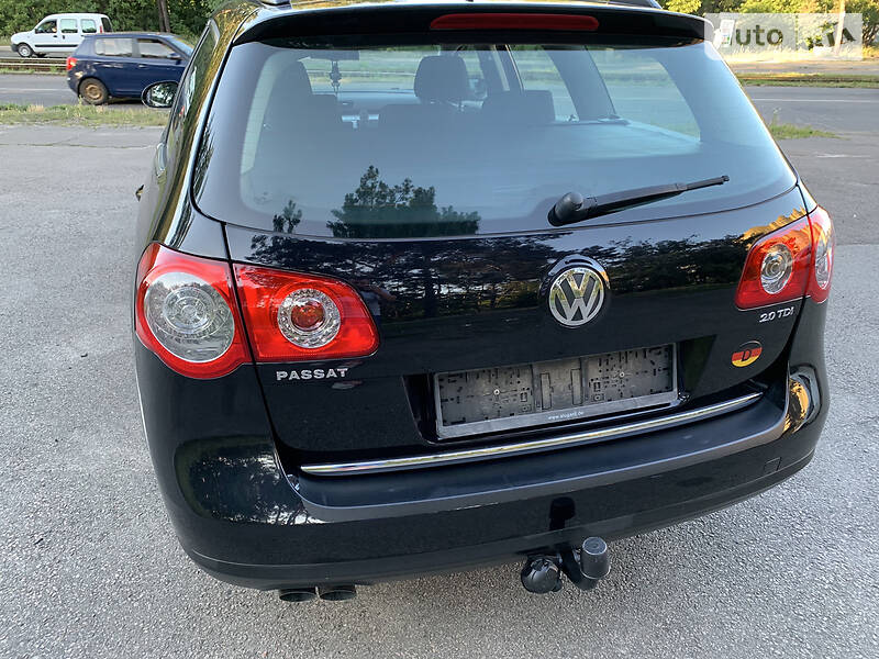 Універсал Volkswagen Passat 2010 в Києві