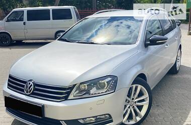 Універсал Volkswagen Passat 2014 в 