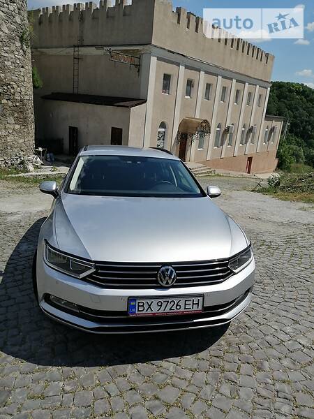 Універсал Volkswagen Passat 2015 в Кам'янець-Подільському