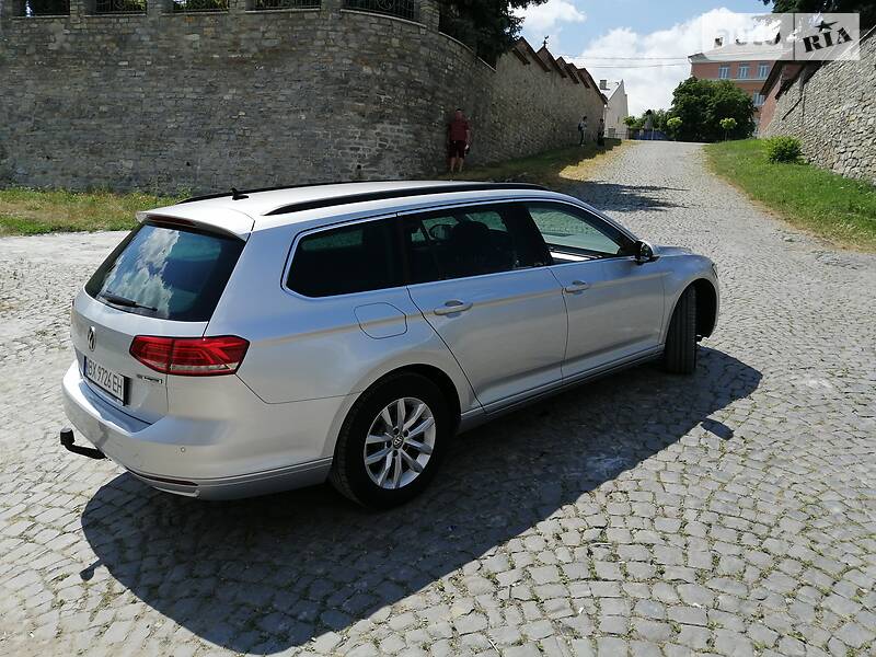Універсал Volkswagen Passat 2015 в Кам'янець-Подільському