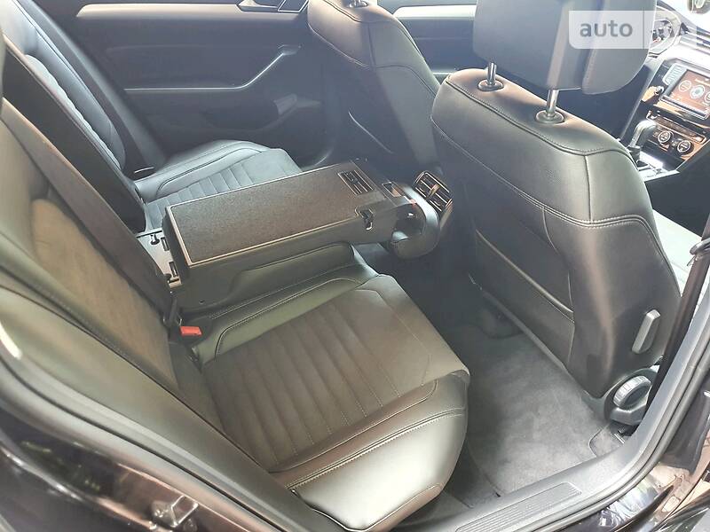 Універсал Volkswagen Passat 2015 в Вінниці