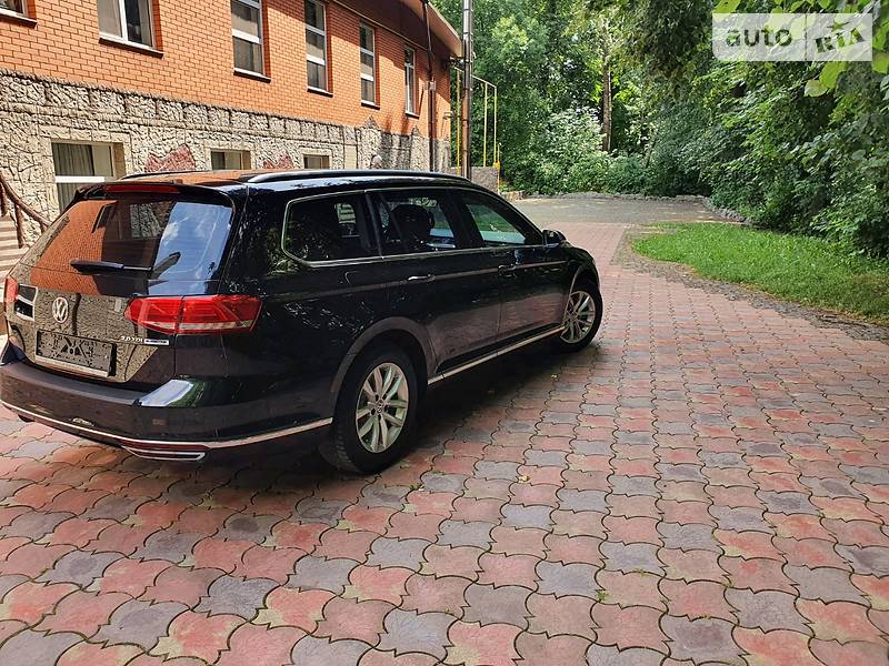 Універсал Volkswagen Passat 2015 в Вінниці