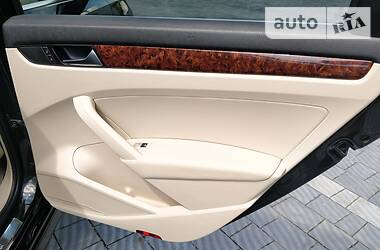 Седан Volkswagen Passat 2012 в 