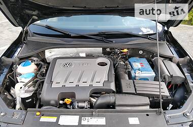 Седан Volkswagen Passat 2012 в 
