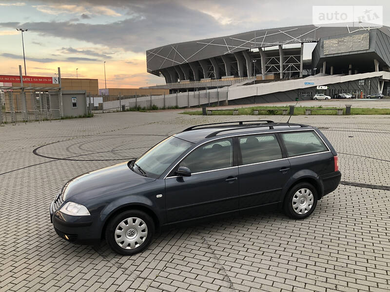 Универсал Volkswagen Passat 2002 в Львове