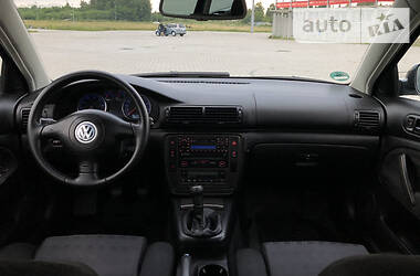 Універсал Volkswagen Passat 2002 в 