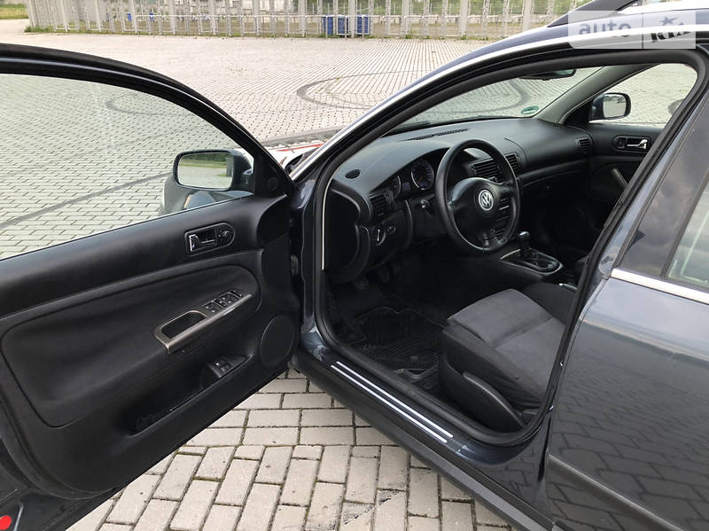 Универсал Volkswagen Passat 2002 в Львове