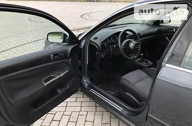 Універсал Volkswagen Passat 2002 в 