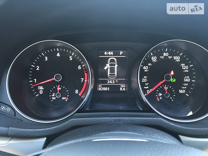 Седан Volkswagen Passat 2016 в Києві фото 15 Седан Volkswagen Passat 2016 в Києві