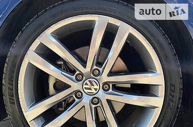 Седан Volkswagen Passat 2016 в 