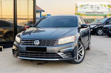 Седан Volkswagen Passat 2017 в Харькове