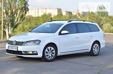 Універсал Volkswagen Passat 2013 в 
