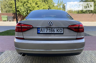 Седан Volkswagen Passat 2016 в 