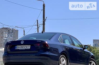 Седан Volkswagen Passat 2015 в 