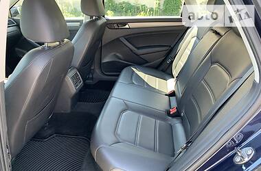 Седан Volkswagen Passat 2015 в 