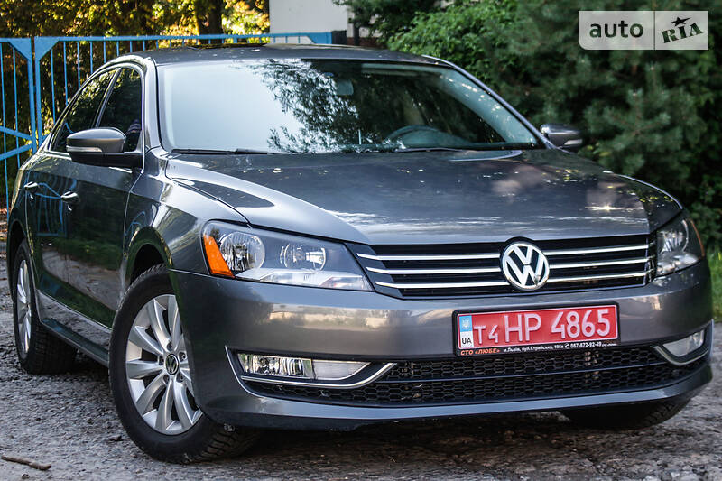 Седан Volkswagen Passat 2015 в Львові фото Седан Volkswagen Passat 2015 в Львові
