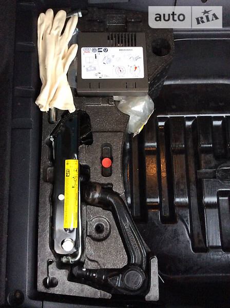 Універсал Volkswagen Passat 2010 в Києві