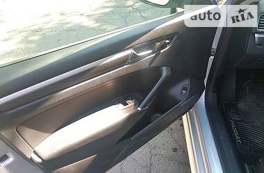 Седан Volkswagen Passat 2018 в 