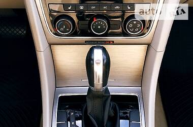 Седан Volkswagen Passat 2013 в 